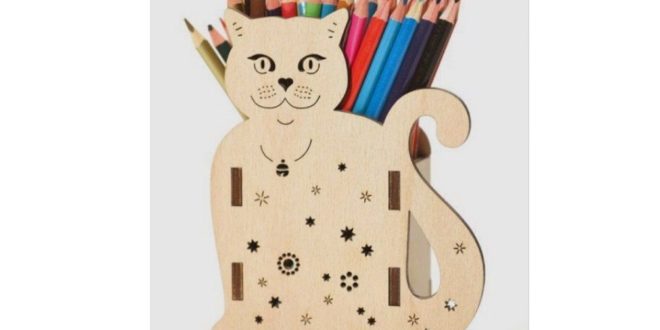 Pencil pen holder cat