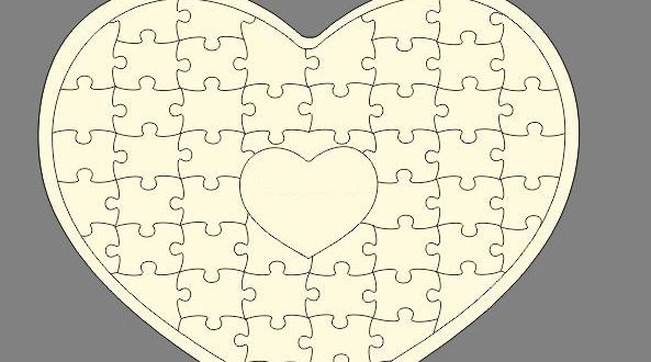 Free Puzzle Heart CDR Vector