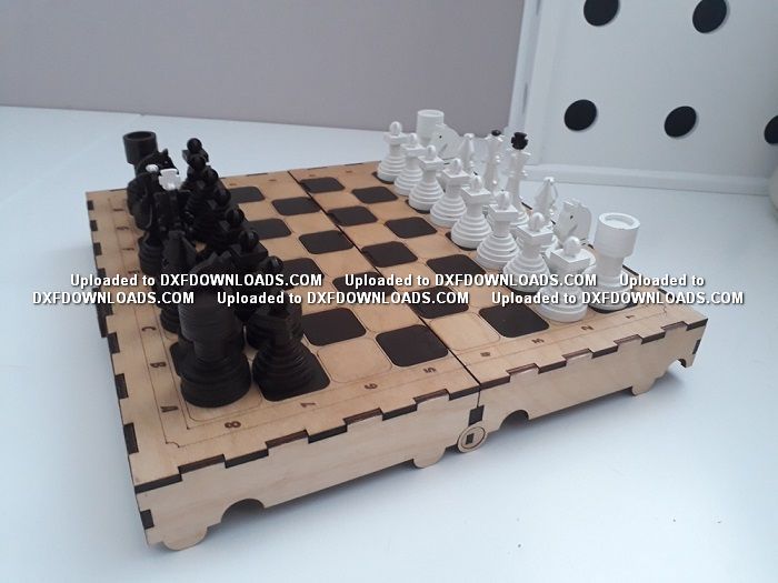 Free Chess Board