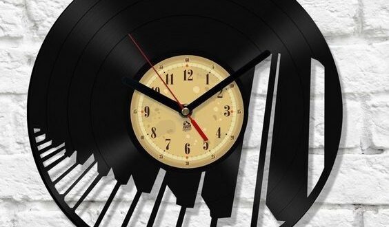 Free vector Vinyl Clock Piano