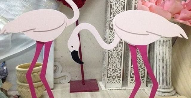 Free wood cut flamingo