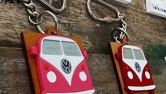 Free volkswagen kombi keychain